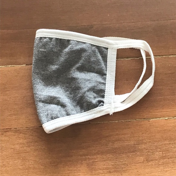 Two Cotton Blend Face Masks in Reusable Muslin Bag - Picture 3 of 8